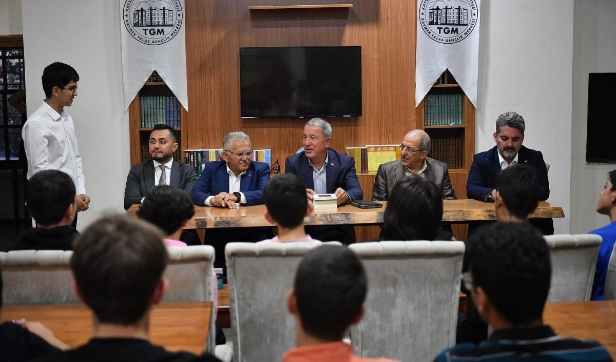 Gençlikmerkezi (3)