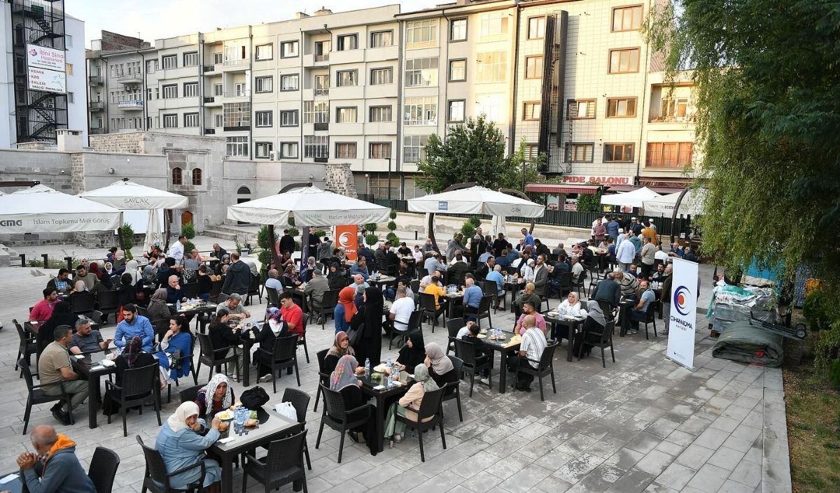 Sabahnamazı (1)