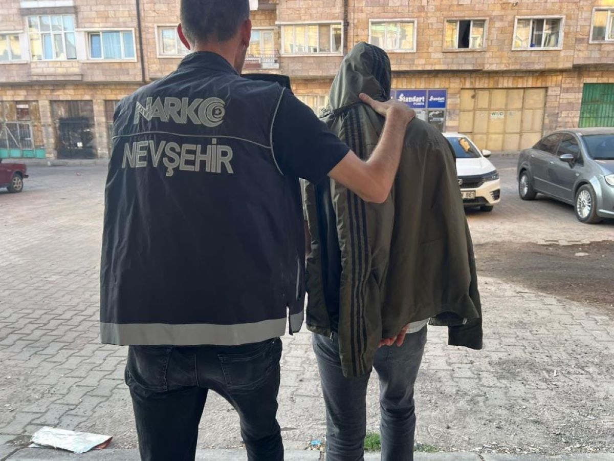 Şehit Polis Adına Zehir Tacirlerine Dev Operasyon 48 Gözaltı! 4