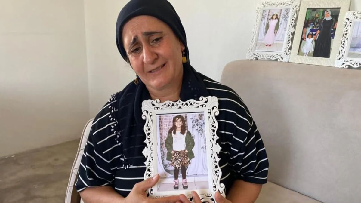 Narin’in Annesinin Kelepçeli Fotoğrafı Sızdı! İfadesini İşte Böyle Verdi!