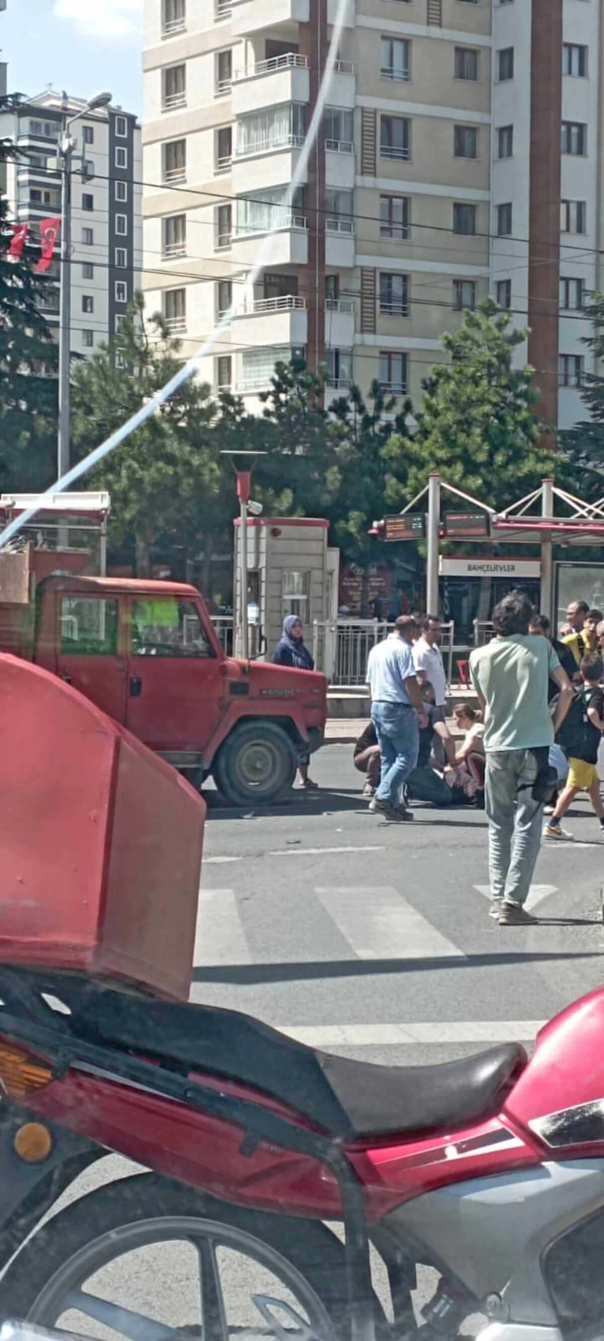 Talas’ta Feci Kazada Ağır Yaralanan Motokuryenin Sağlık Durumunda Yeni Gelişme!
