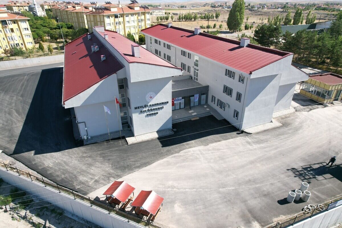 Tomarza Mevlüt Kahraman Kız Öğrenci Yurdu'na Kayıt (1)