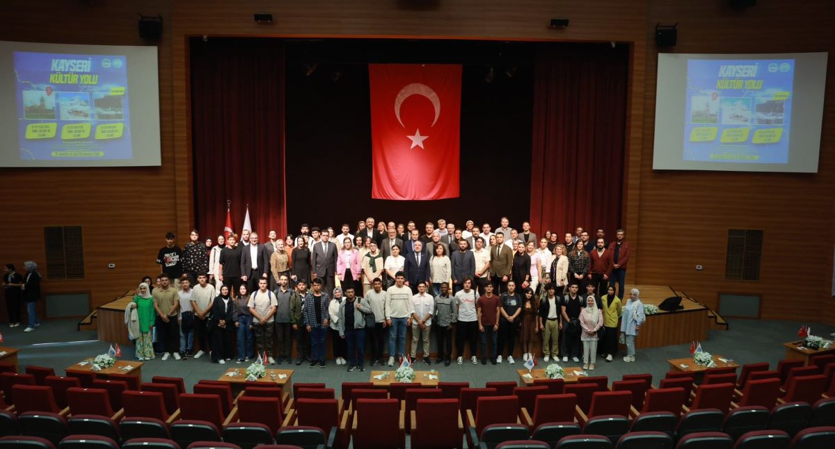 Yüzlerce Kişi Kayseri’ye Geldi Rektör Bakın Ne Söyledi! 1