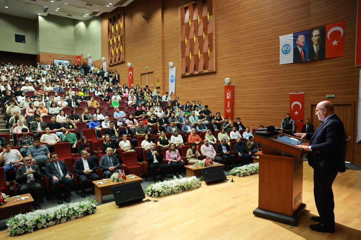 Yüzlerce Kişi Kayseri’ye Geldi Rektör Bakın Ne Söyledi! 2