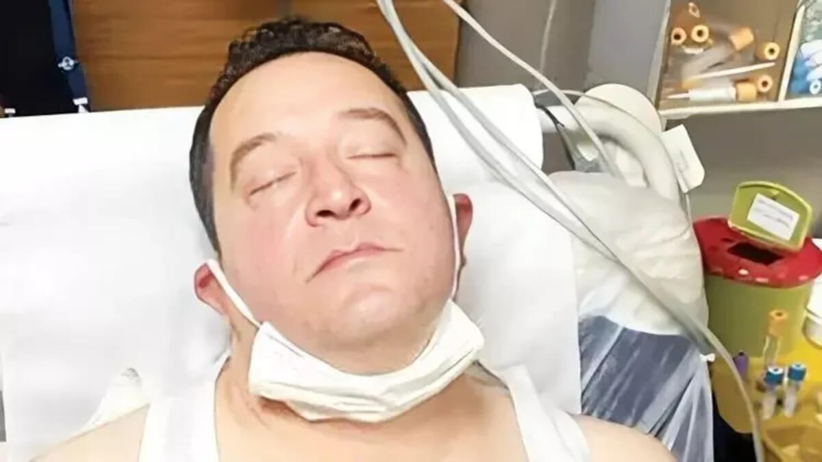 Ünlü oyuncu cenazede her şeyi bıraktı! Covid hakkında konuştu!