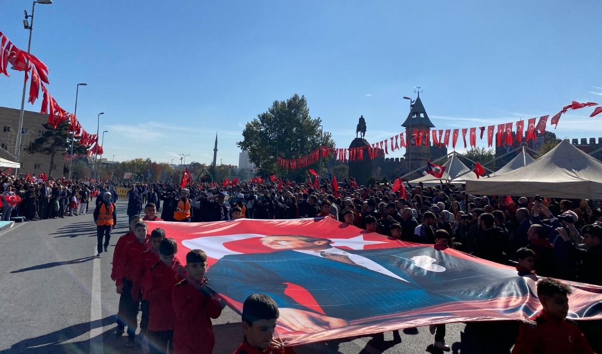 29 Ekim Kayseri Atatürk