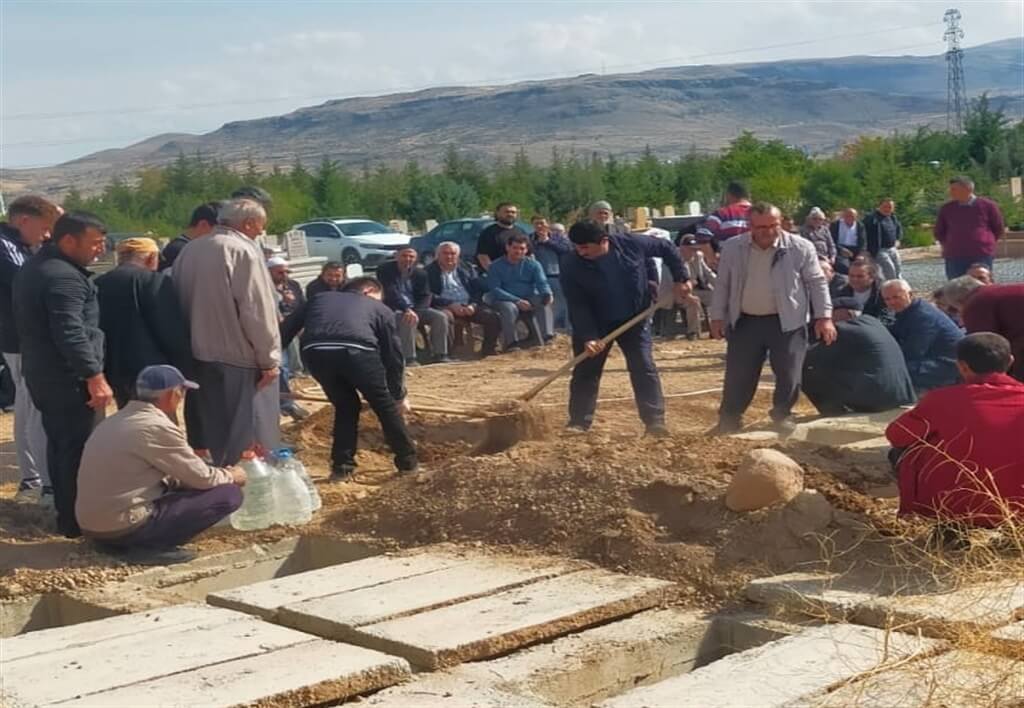 Kayseri’de Komşusunu Bıçaklayarak Öldüren Sanığa İndirimsiz Ceza!