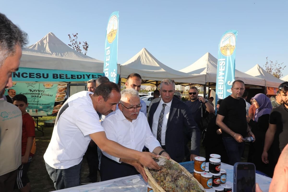 Kayseri Millet Bahçesi'ne O Belediye Damga Vurdu!