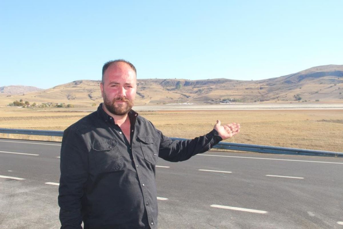 71 Yaşındaki Adam Kuruyan Gölün Sebebini Bakın Neye Bağladı Selam Sabah Yok 2