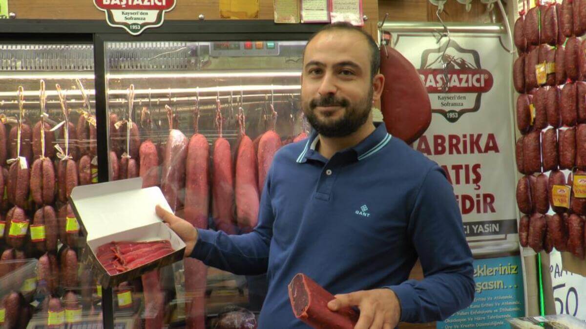 Kayseri’de Pastırma Sıcağı Gelmedi Ama Yine de Cep Yakıyor!