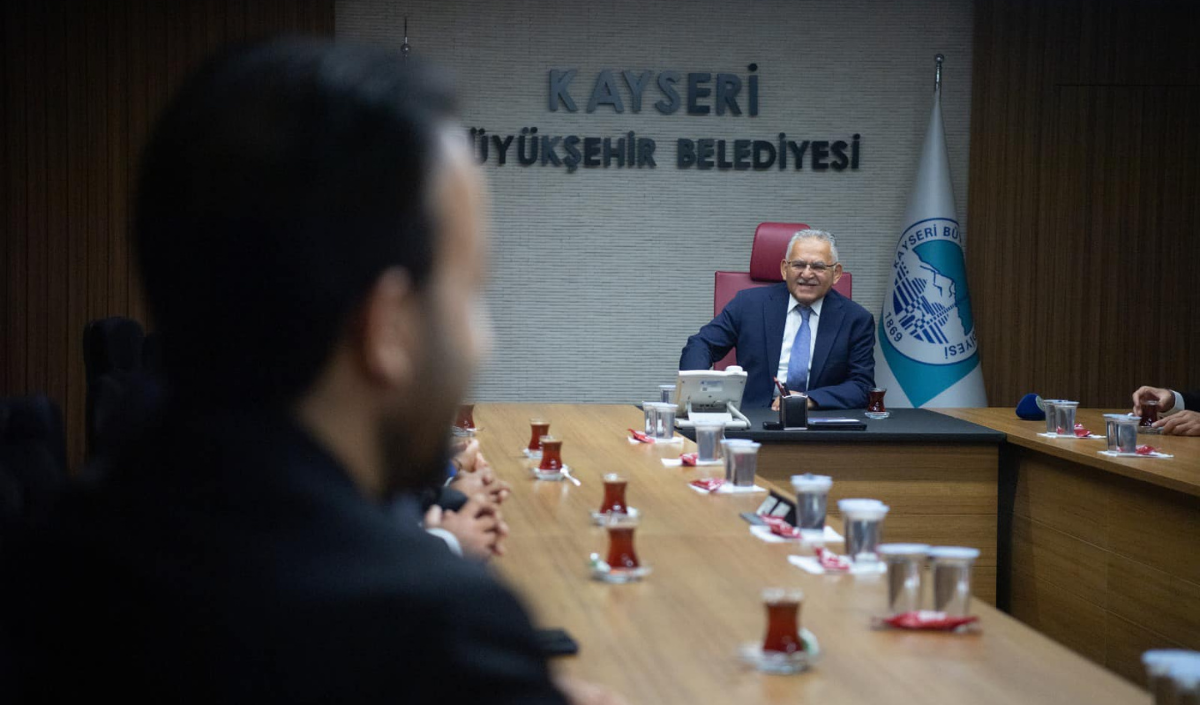 Başkan Büyükkılıç'tan E Ticaret Zirvesi