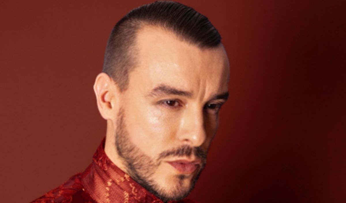 Cem Adrian-1