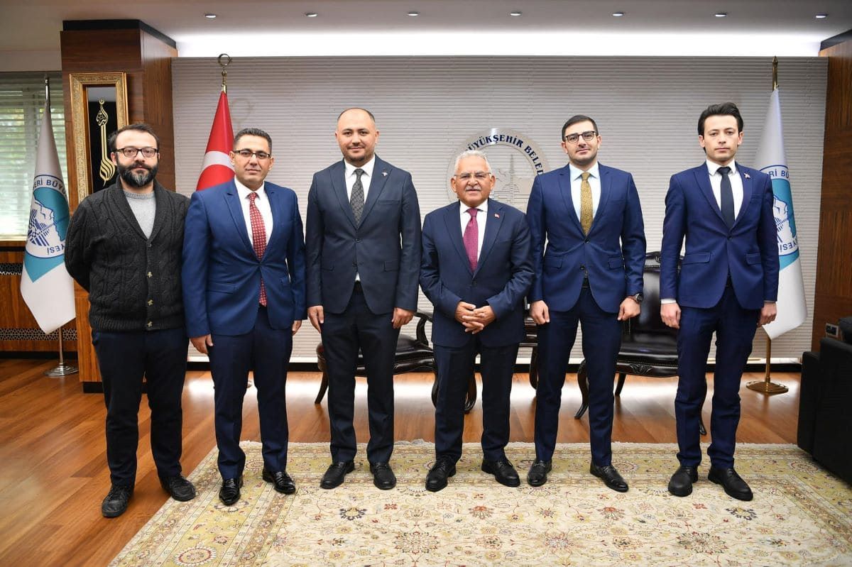 Chp’li Başkandan Büyükkılıç’a Dikkat Çeken Ziyaret! 1