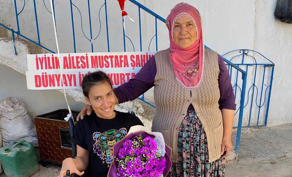 Doğuştan Engelli Başak, Hayali Olan Akülü Aracına Kavuştu Kopya
