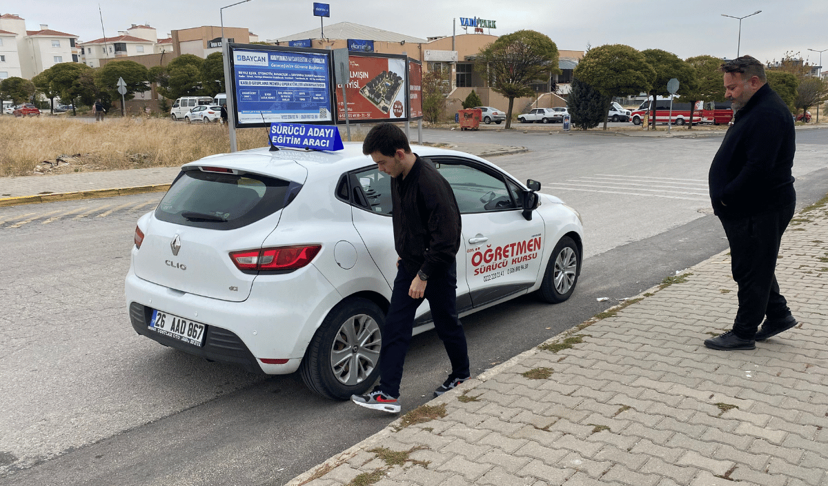 Ehliyetsınavıııı (3)