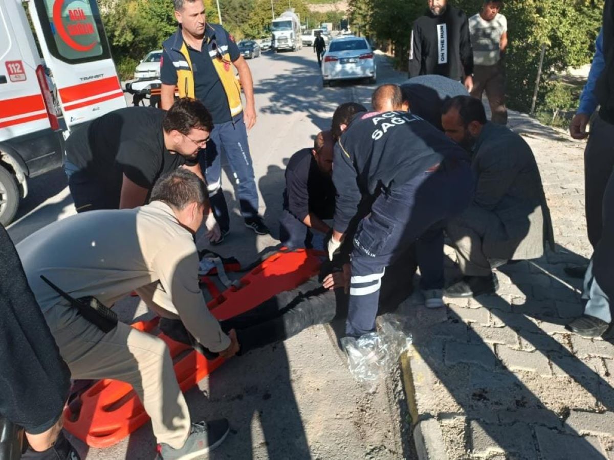 Feci Kazada Otomobil İle Motosiklet Çarpıştı 1 Ağır Yaralı 1