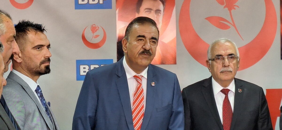 Genel Başkan Yardımcısından Parti’de İstifa İddialarına Yanıt Geldi 2 (1)