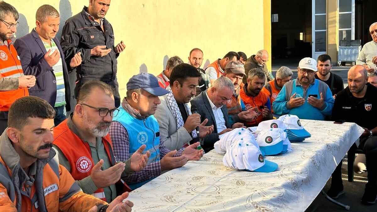 Hizmet İş Sendikasından Önemli Açıklama İnsanlık Tarihinin En Acımasız Katliamlarından Biri (1)
