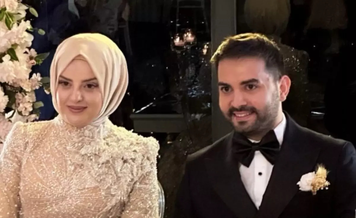 Nişanlısının açık hali ifşa edilmişti! Kadir Ezildi’nin nişan töreninde ortaya çıktı!