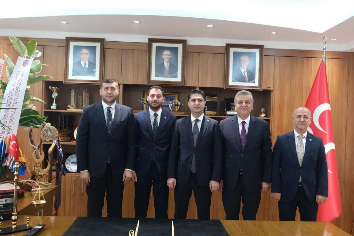 Kayseri Mhp’de Dikkat Çeken Akşam Buluşması! Bakın Ne Mesaj Verildi!