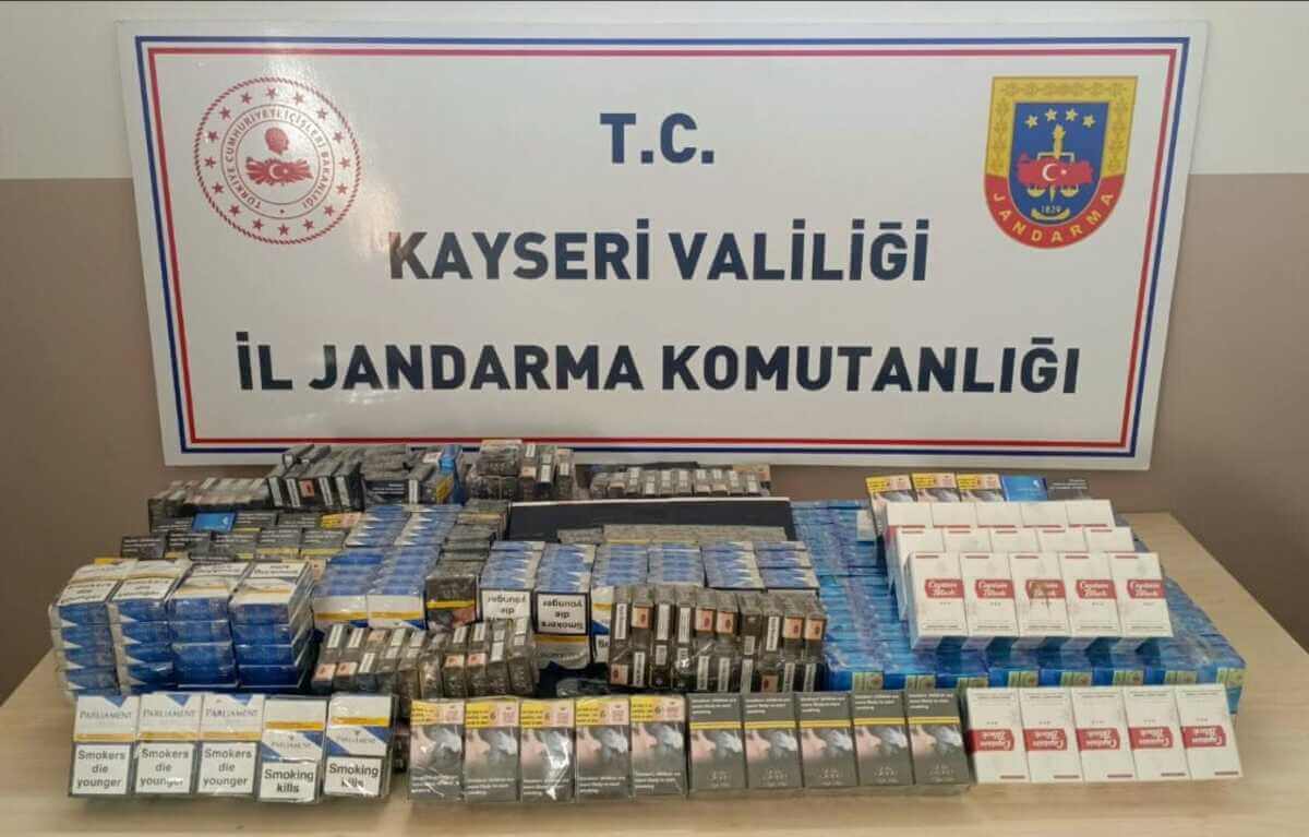 Kayseri Yolunda Tespit Köpeği Buldu! Tam 640 Paket (2)
