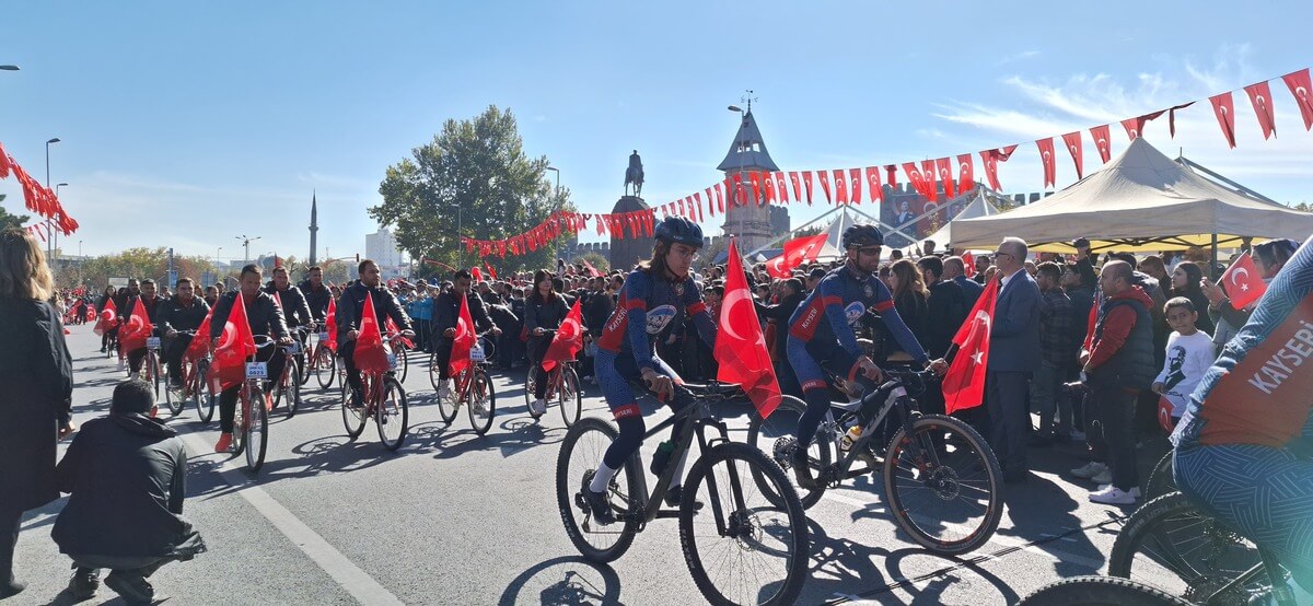 Kayseri’de 29 Ekim Cumhuriyet Bayramına Damga Vuran Gösteri! 2 (4) 2