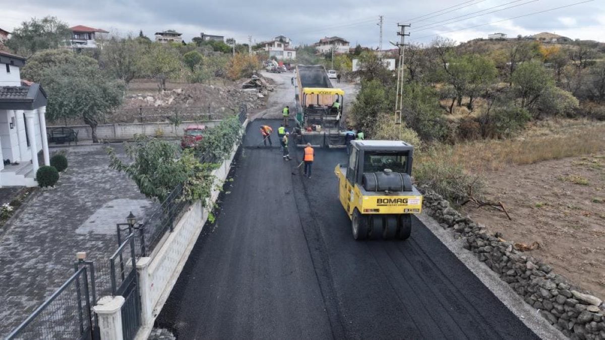 Kayseri’de Güvenli Ulaşım Için O Yolun Çalışmaları Sürüyor! 2