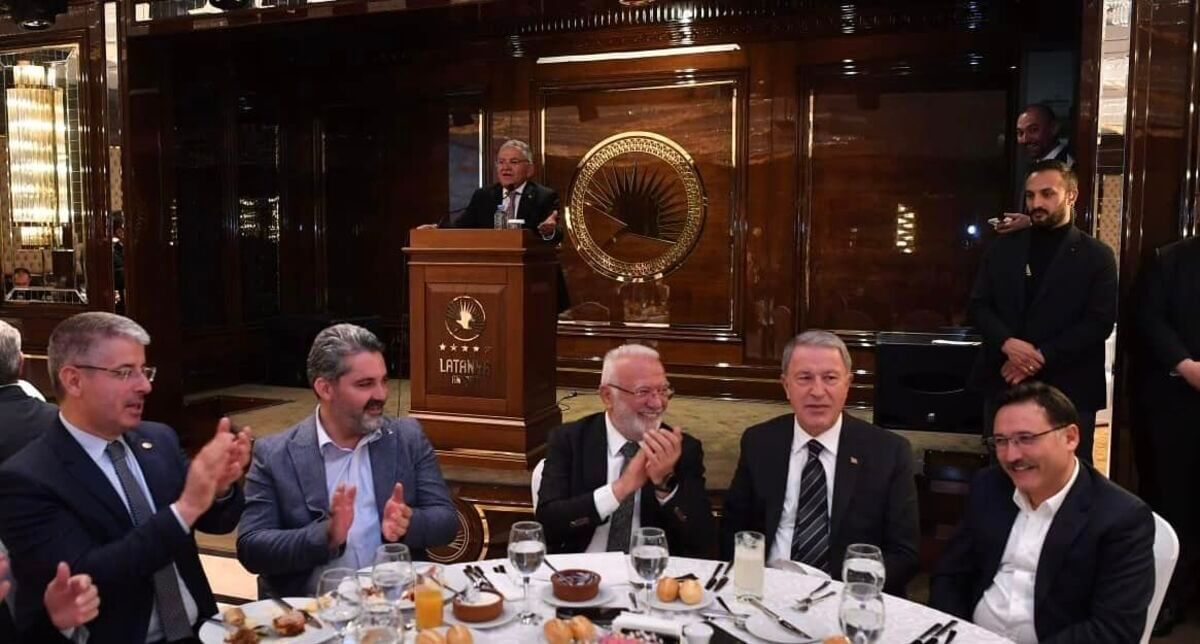 Kayseri’de Mhp Ve Ak Parti Arasında Davet Krizi 2