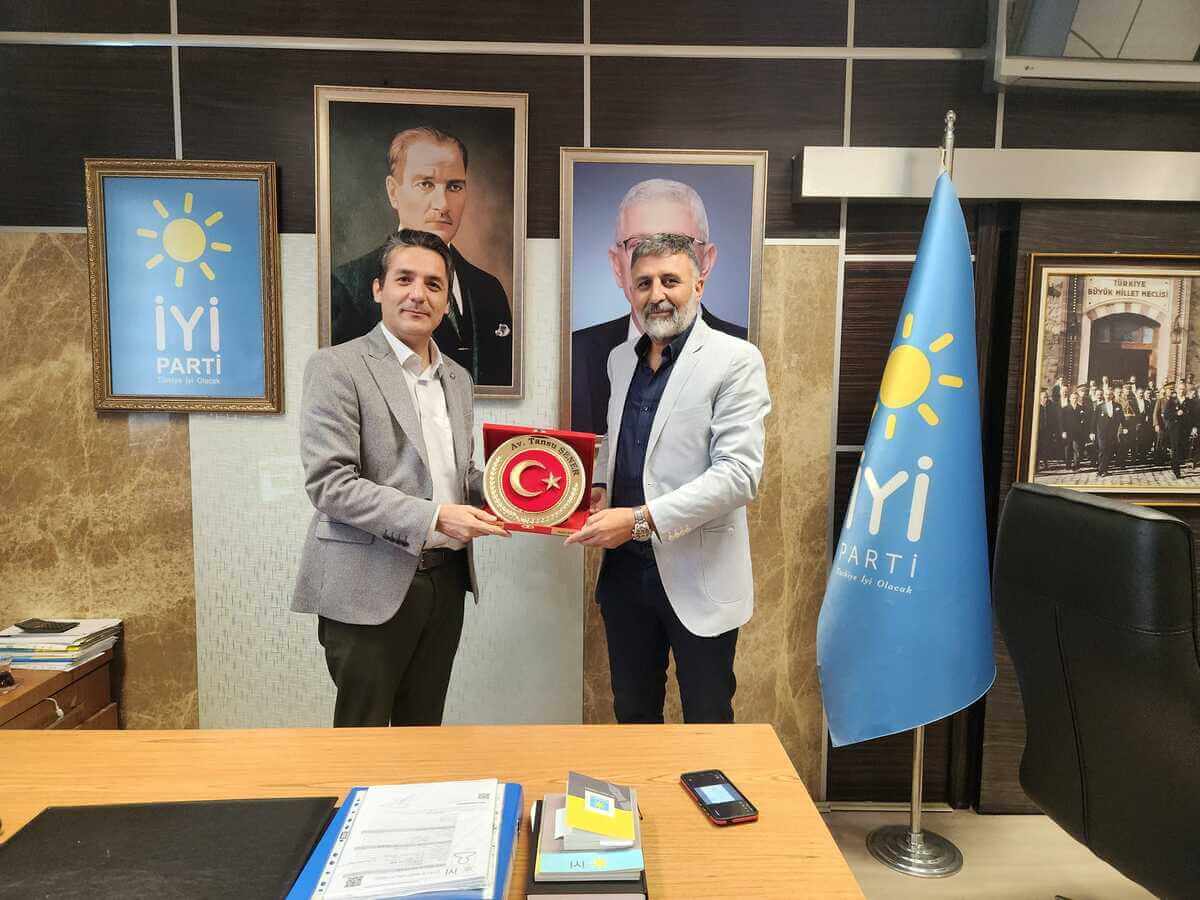 Kayseri’de O Partide Görev Değişikliği! (1)