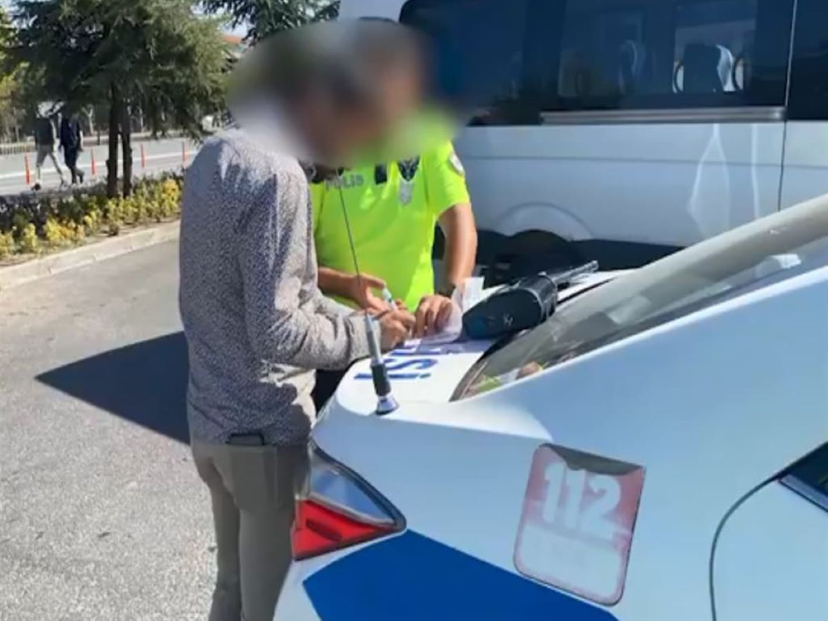 Kayseri’de Ters Yönde Ilerleyen Servise Ceza 2