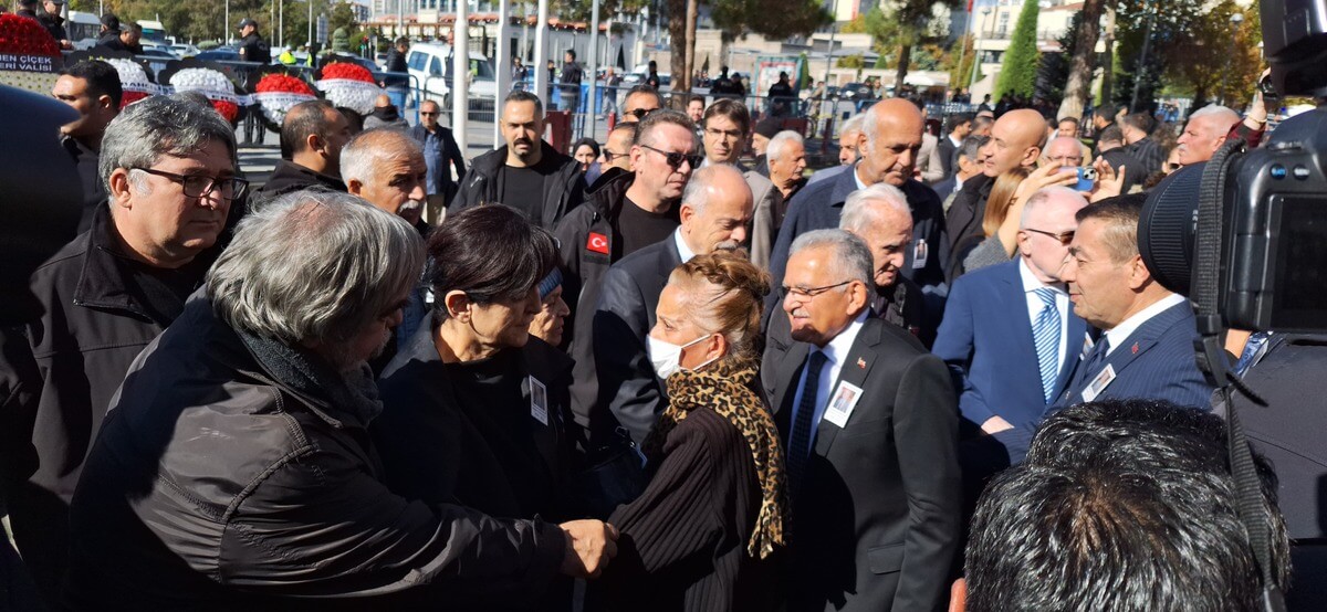 Kayserili Eski Bakan Sabahattin Çakmakoğlu Için Tören Düzenlendi! (6)