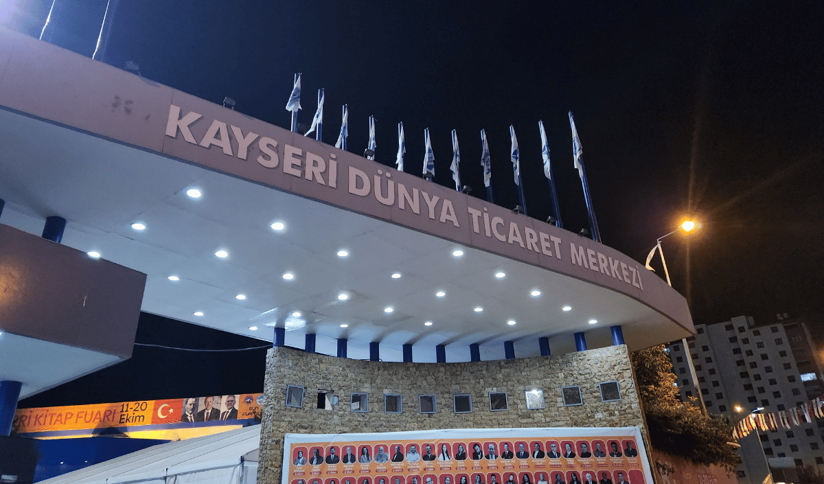 Kitapfuarııı