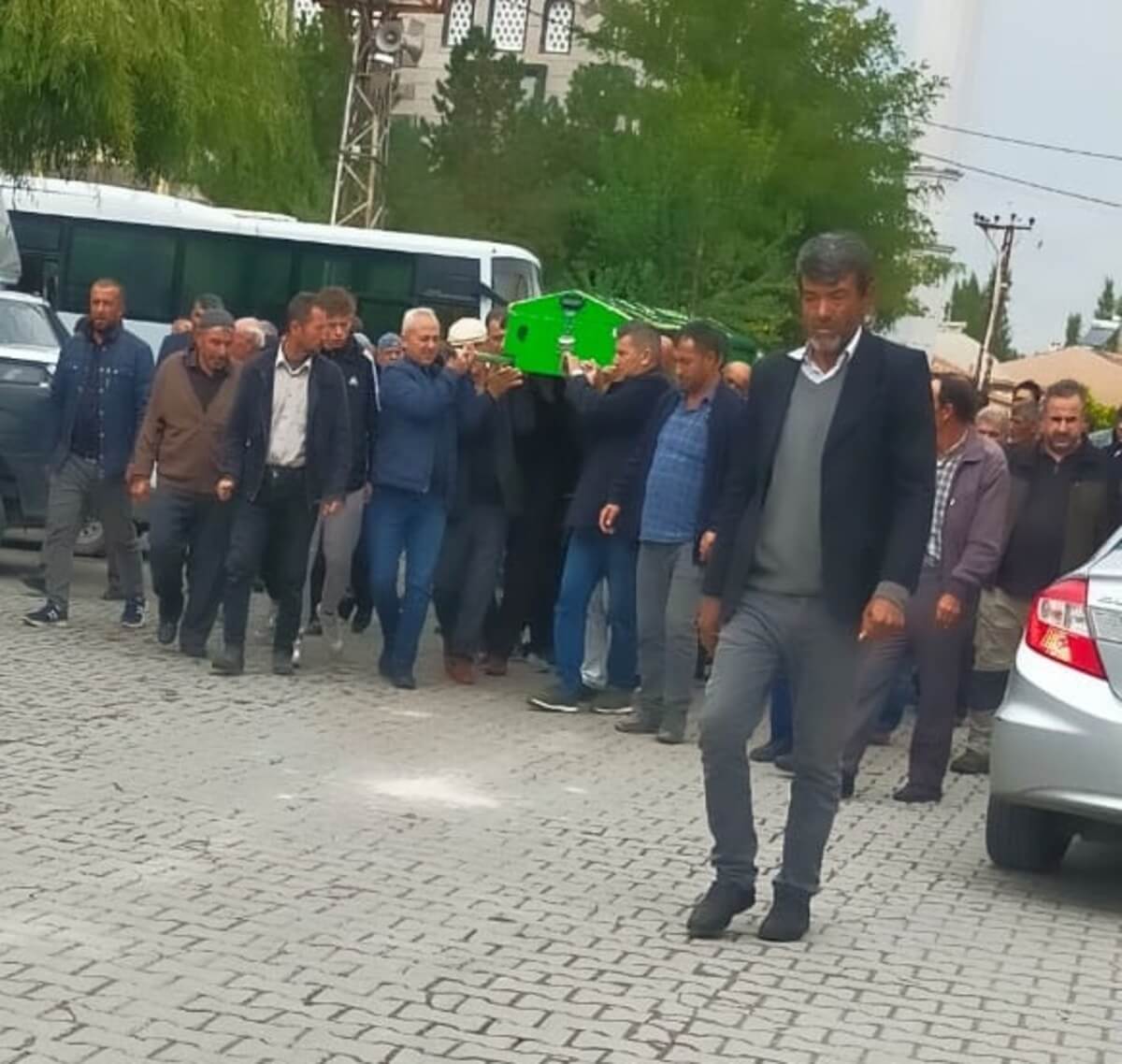 Kayseri’de Komşusunu Bıçaklayarak Öldüren Sanığa İndirimsiz Ceza!