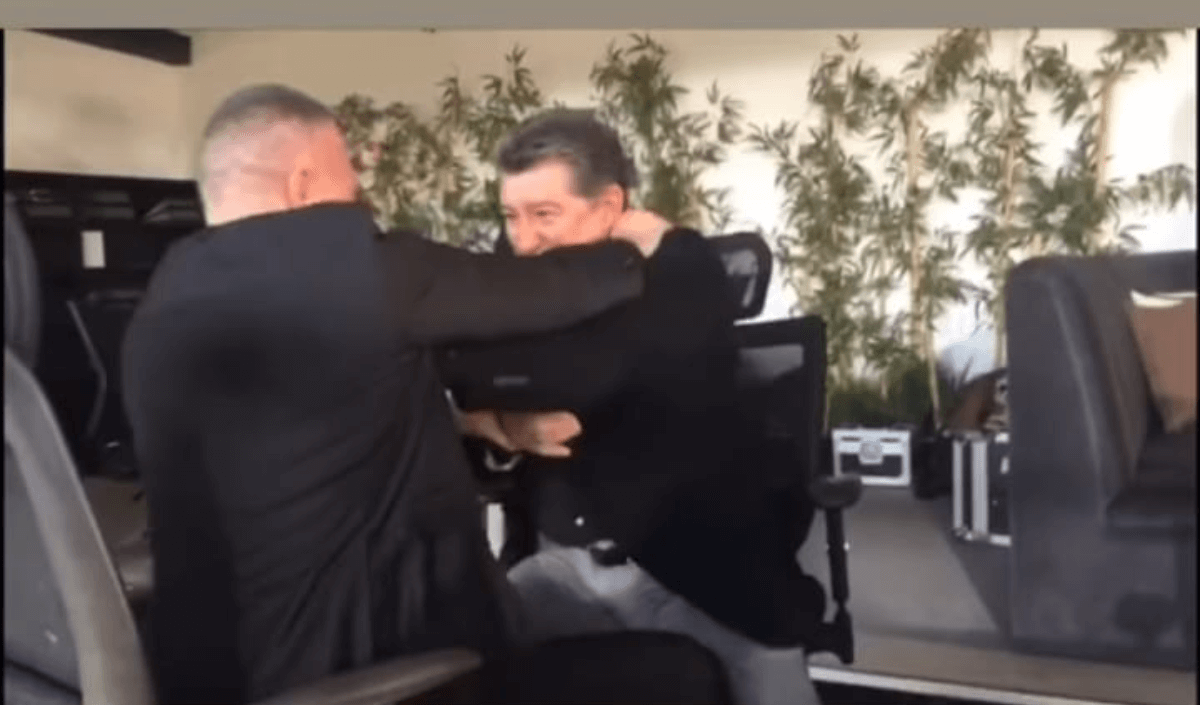 Kurtlar Vadisinin İki Efsanesinin Çocuklar Gibi Eğlendiği Video Ortaya Çıktı!