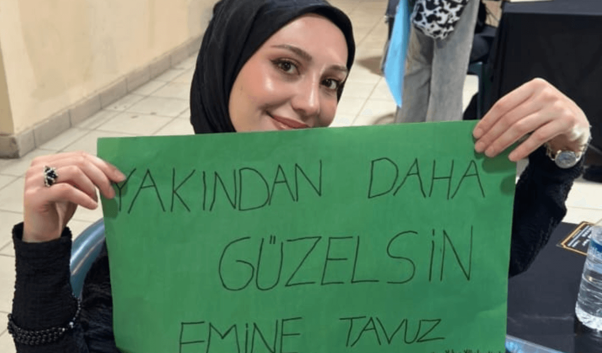 Ünlü yazar Kayseri’ye geldi! İlk işi bakın ne oldu!