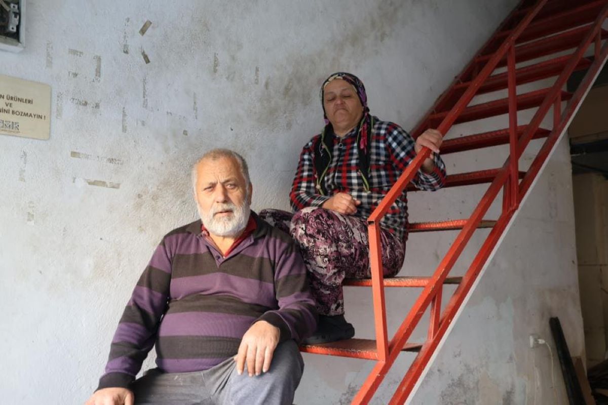 Nevşehir’de Acı Olay Hasta Oğullarının Tedavisi Evi Kiraya Veren Aile, Dükkanda Yaşıyor! 3