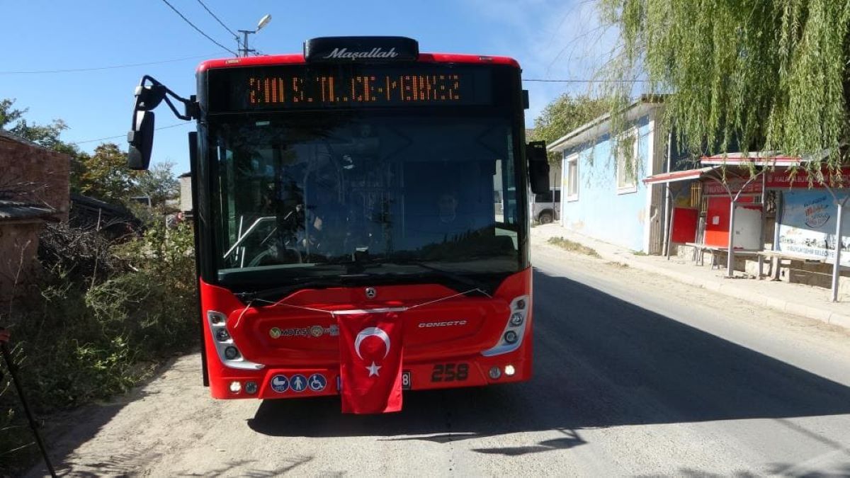 Otobüs Şoförü 2 Yaşındaki Boğulan Çocuğu Böyle Kurtardı! 2