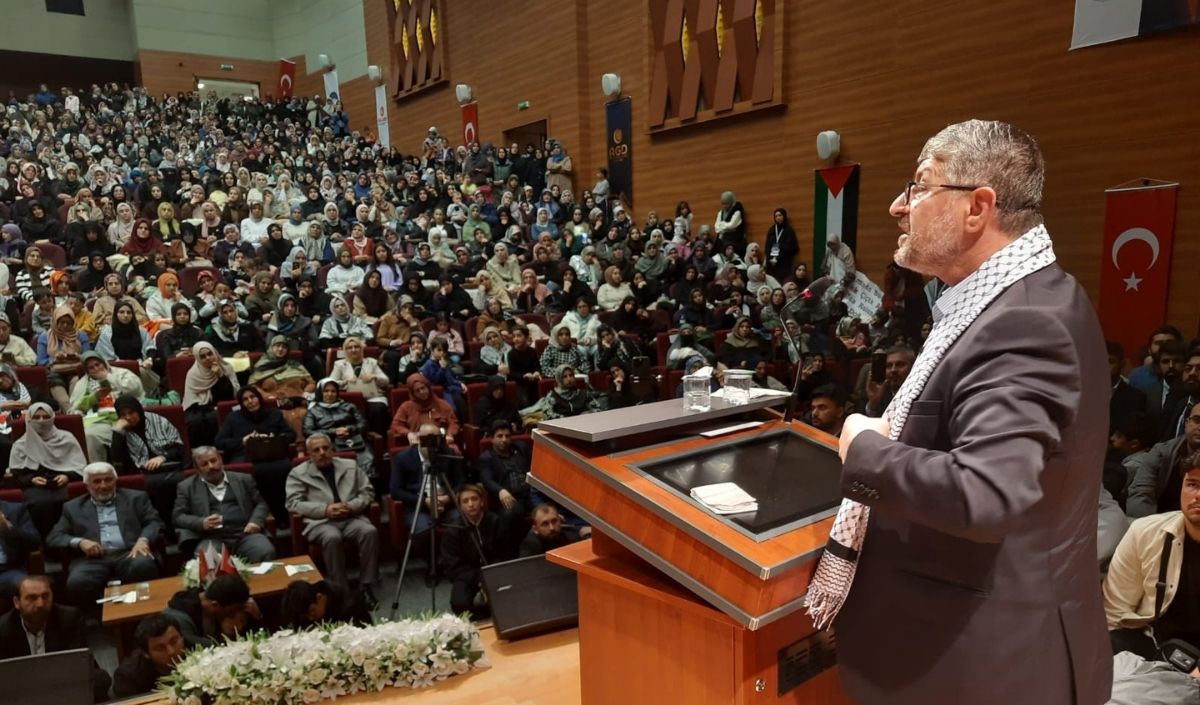 Şahitler Ve Şehitler Konferans 1