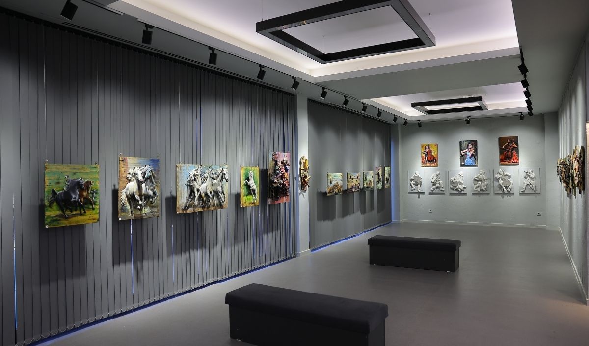 Sanatgalerisirölyuf (2)