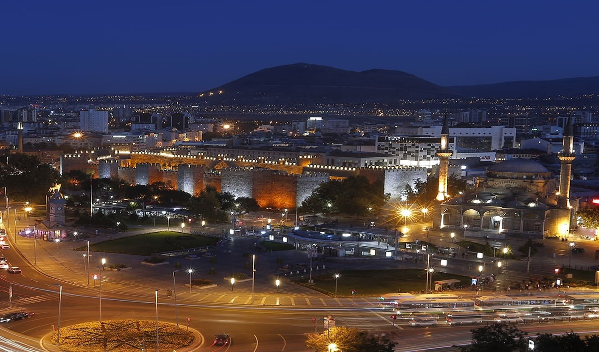 Tarihi Kayseri Kalesi