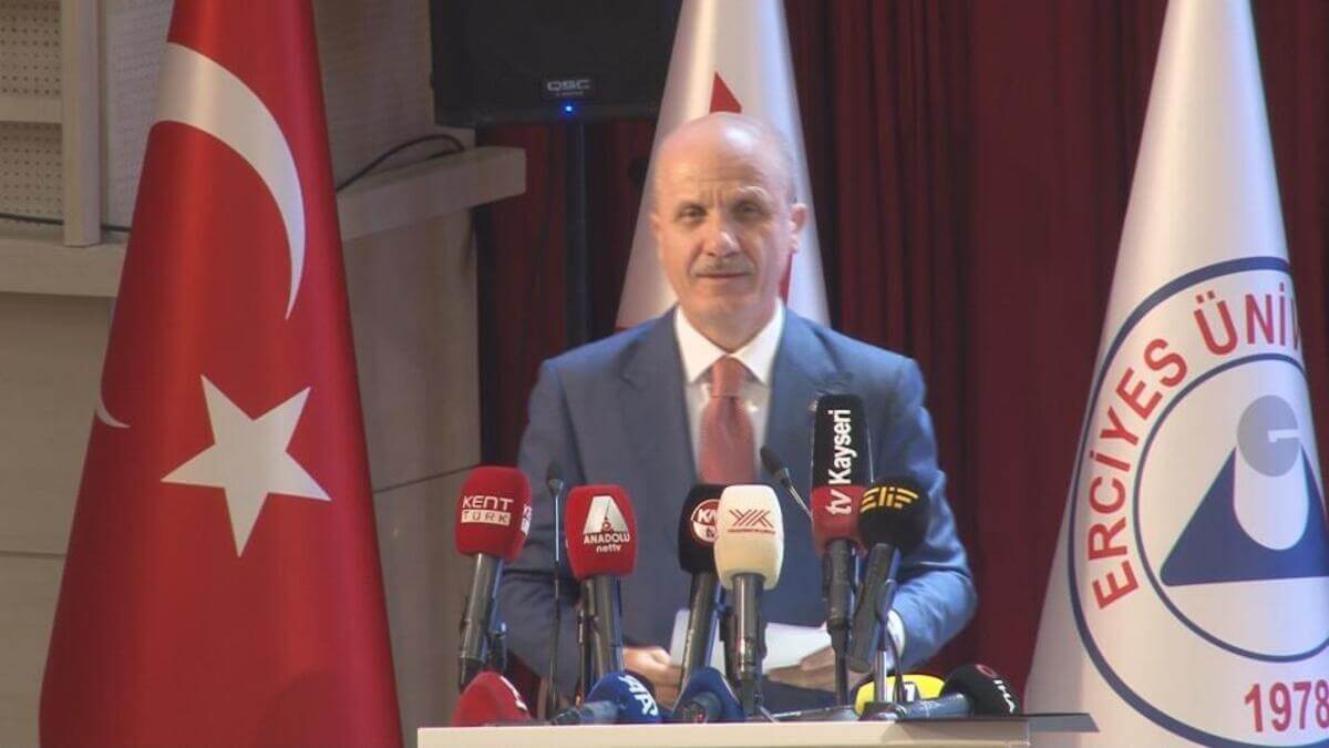 YÖK Başkanı Özvar, ERÜ için ‘Sadece Kayseri’de değil’ diyerek iki ili işaret etti!