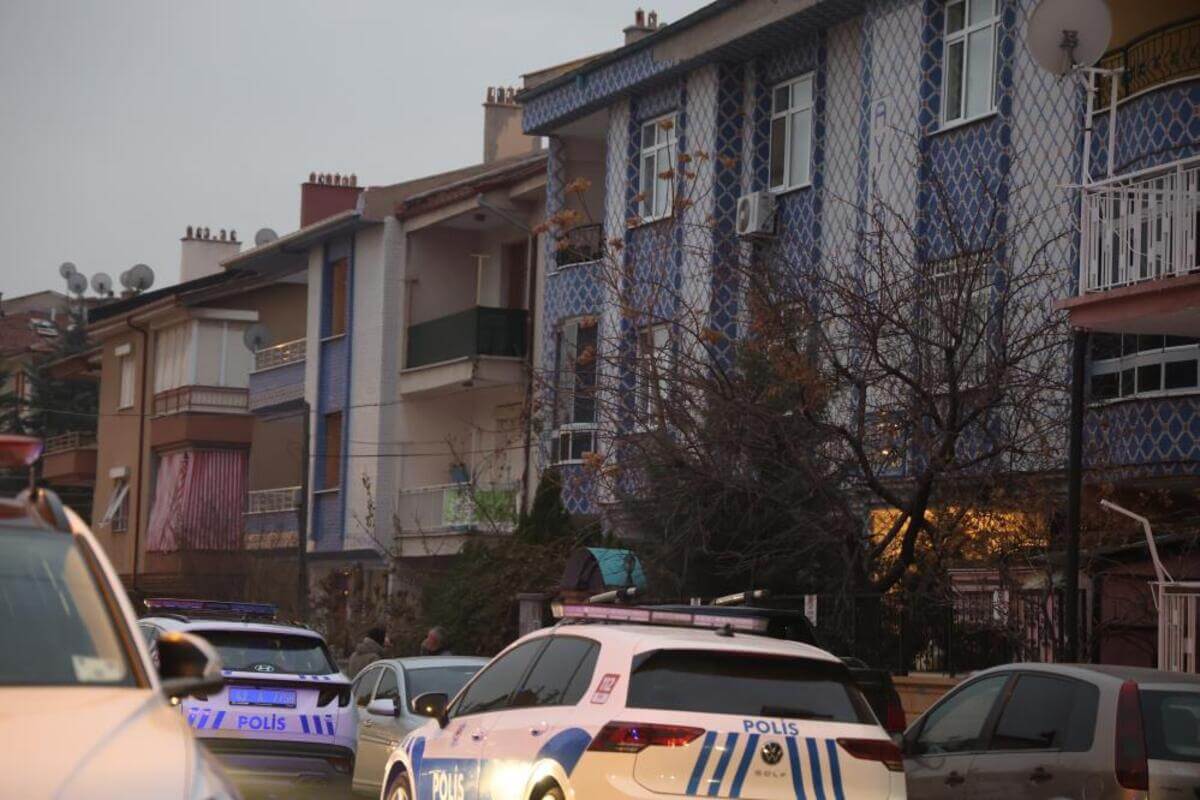 Haber alınamayan yaşlı çift evinde ölü bulundu!