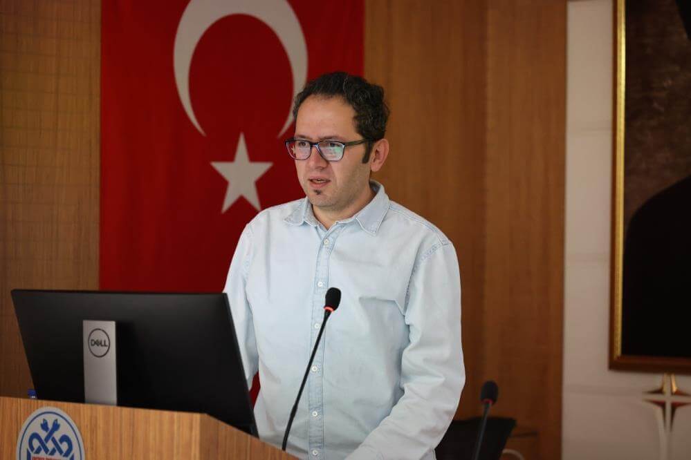 ERÜ Hastanelerinde dikkat çeken konferans: Sizce tıbbi hata var mı?