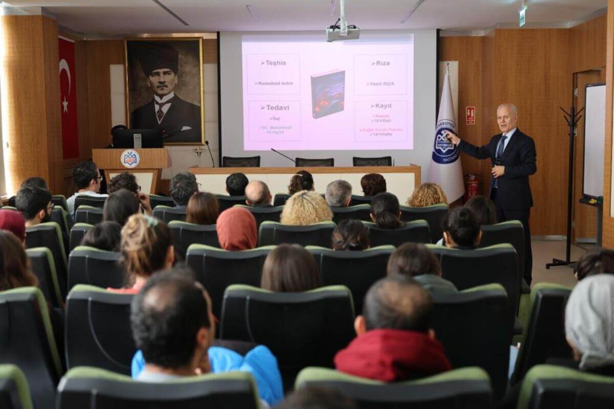 ERÜ Hastanelerinde dikkat çeken konferans: Sizce tıbbi hata var mı?