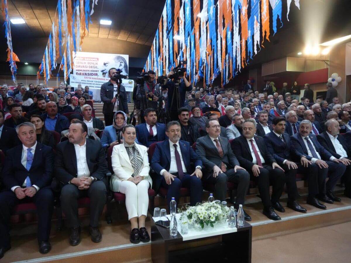 Bakan Yumaklı'dan Dikkat Çeken Açıklama Terör Karşısında Koşulsuz Bir Mutabakat Gerekir! (1)