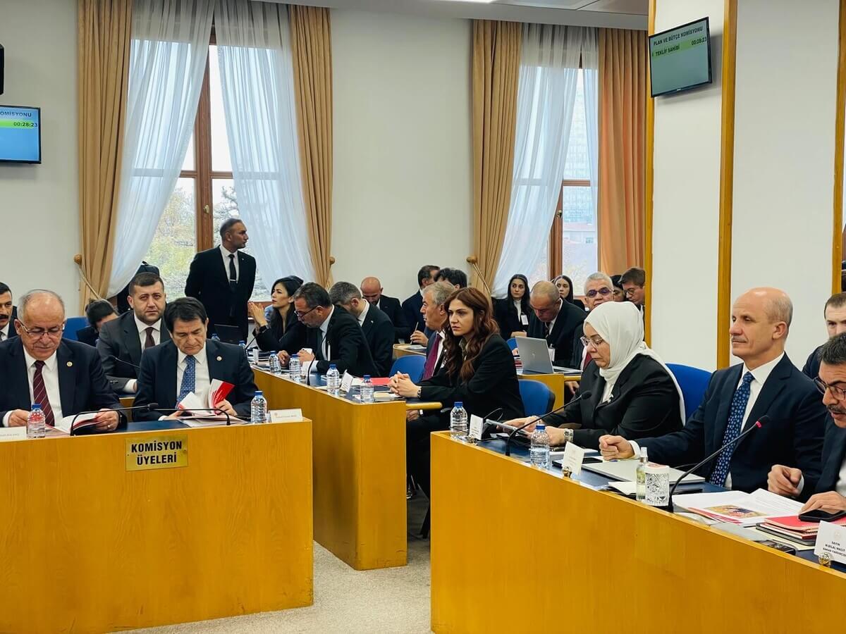 Baki Ersoy, Kayseri'de Yıkımına Başlanan Öğretmenevi Için Harekete Geçti! (2)