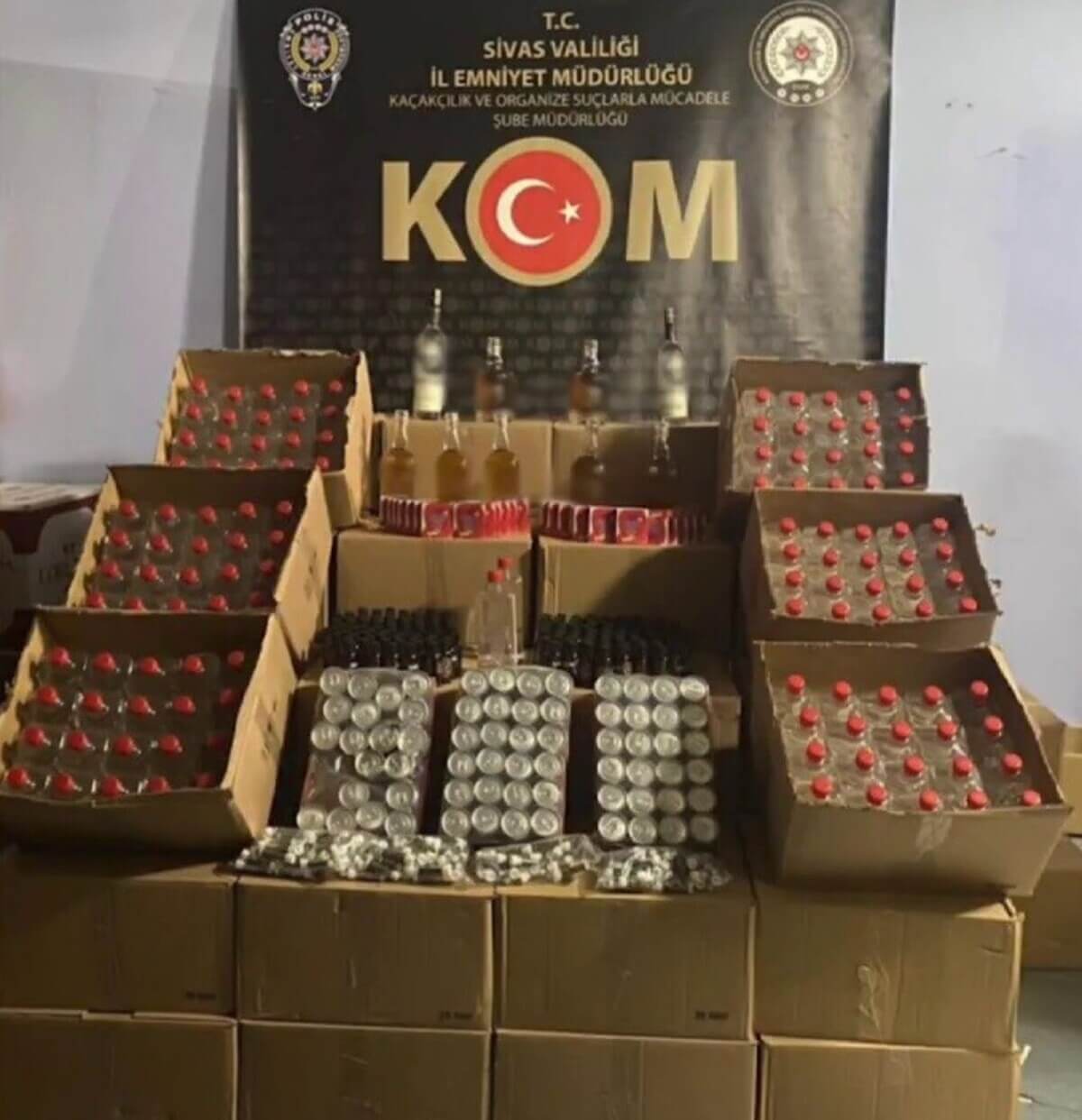 Başsavcılık Düğmeye Bastı 600 Bin Tl Değerinde Sahte Alkol Ele Geçirildi! (2)