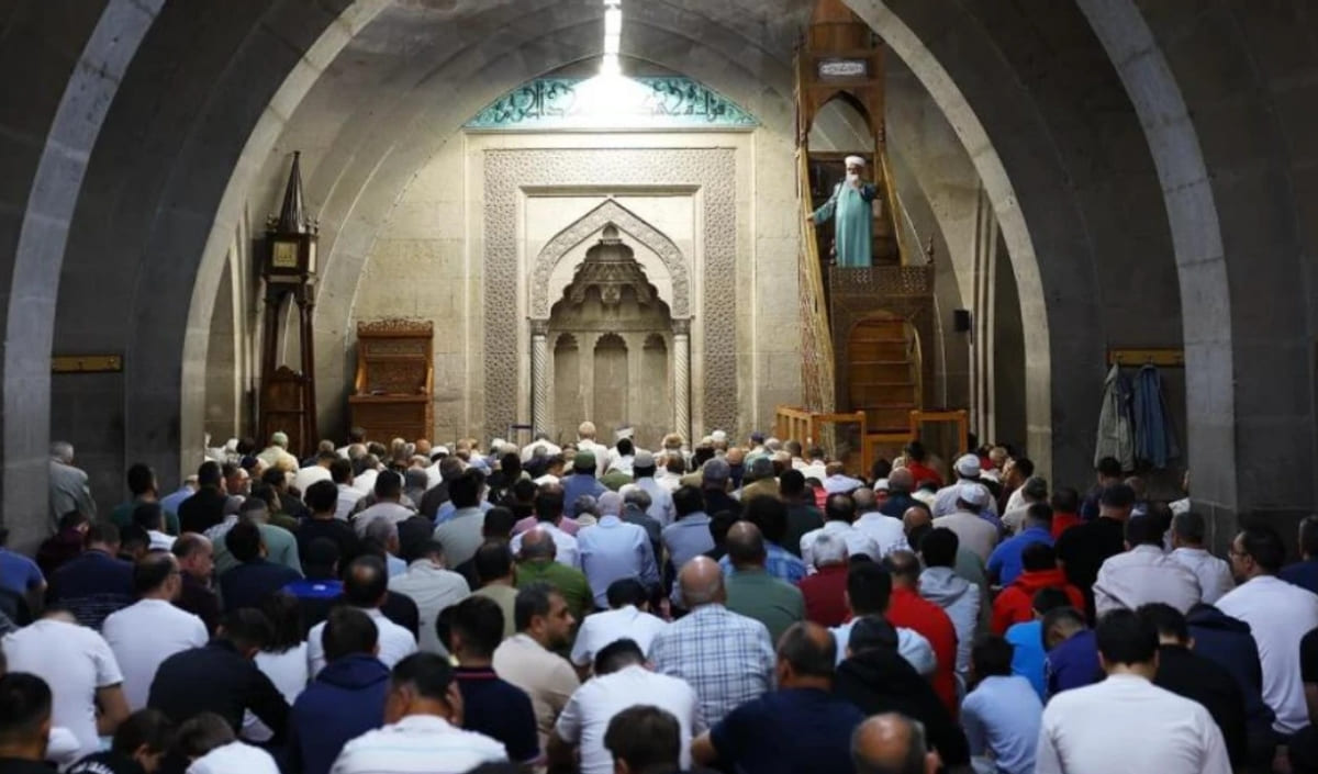 Cuma (1)