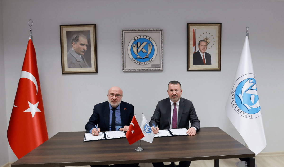 Hareketsiz Yaşam Ve Fastfood Gençlere Diyabete Sebep Oluyor (14)