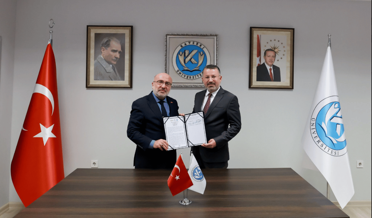 Hareketsiz Yaşam Ve Fastfood Gençlere Diyabete Sebep Oluyor (16)-1